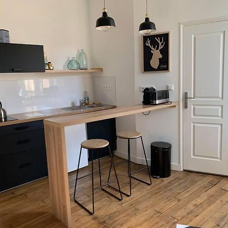 לימוז' Studio Cosy A 12 Min A Pieds De La Gare מראה חיצוני תמונה